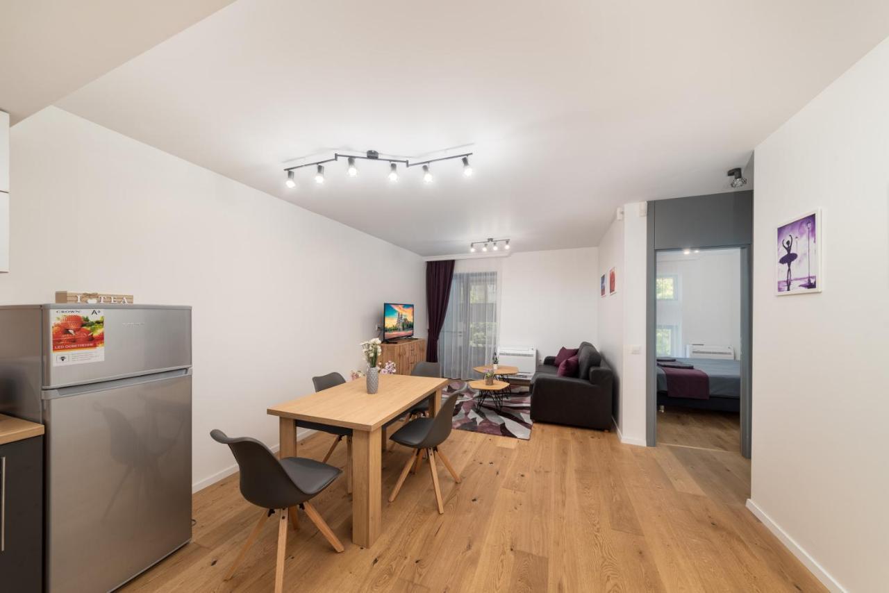 Varna Smart Home Apartments ภายนอก รูปภาพ